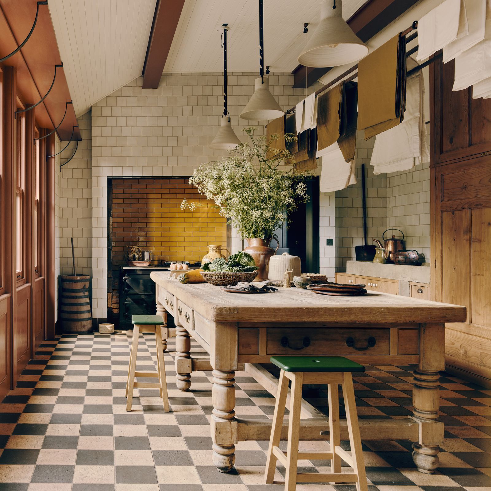 Jonathan Reed's dos and don'ts of decorating