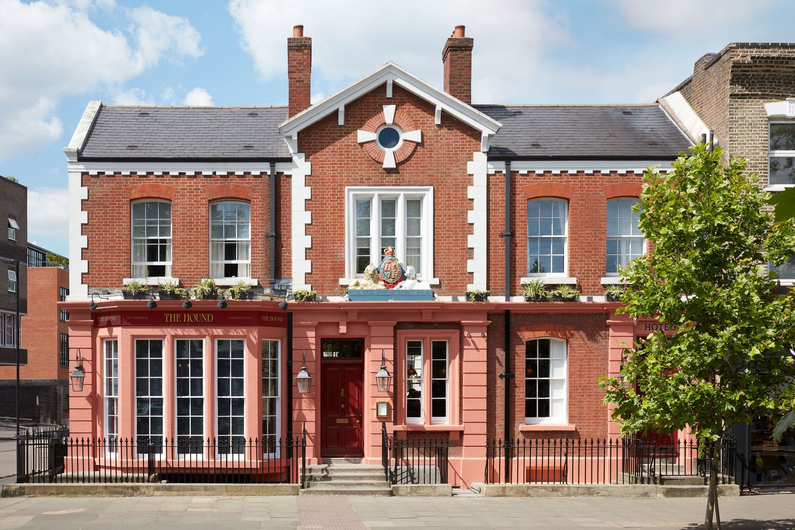 The best Sunday roast in London The Hound is one of our favourite Sunday roast destinations.