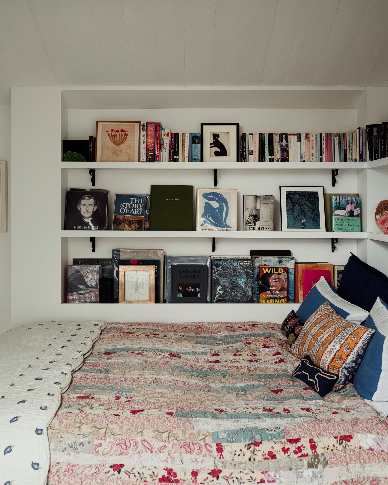 Inside the magical Chelsea studio and hardworking home of artist Suzy Murphy