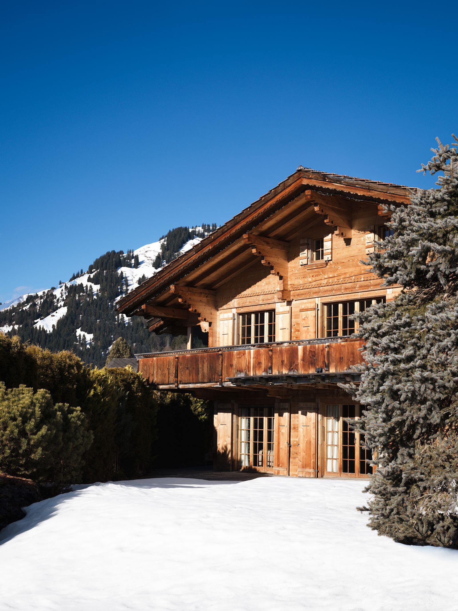 Image may contain Architecture Building Housing House Wood Cabin and Log Cabin
